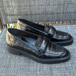 Schutz Black Crocodile Pattern Leather Loafers